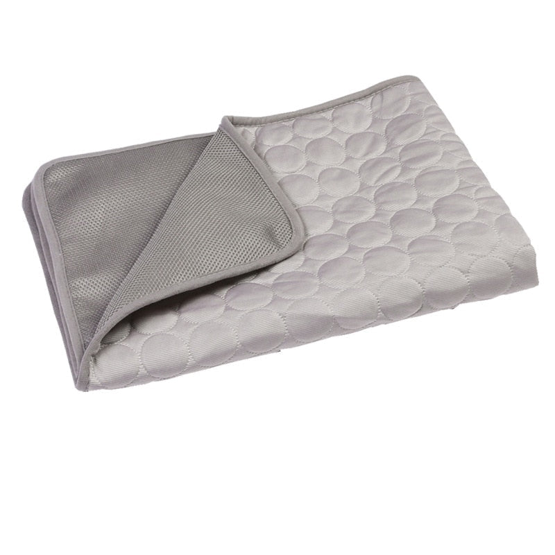 RuffRoamer ChillPad™Summer Cooling Mats Blanket Ice Bed for Dogs